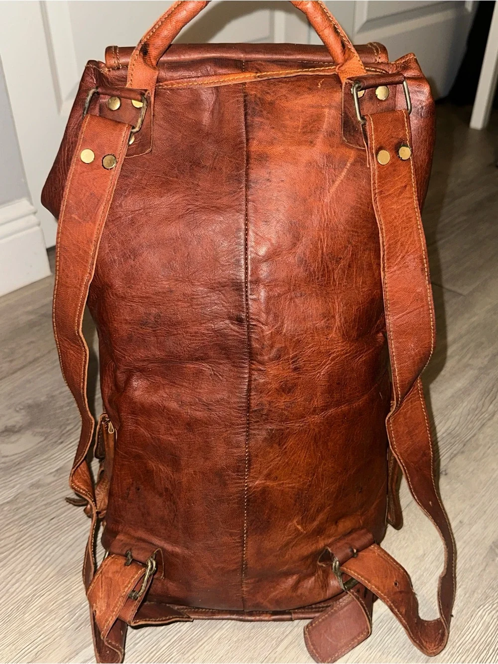 Vintage Distressed Leather Outdoor Hiking Backpack Rucksack Bag Unisex